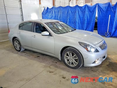 Czwarte zdjęcie samochodu z boku: 2012 INFINITI G25 SEDAN X VIN:JN1DV6AR9CM730363 - miniatura