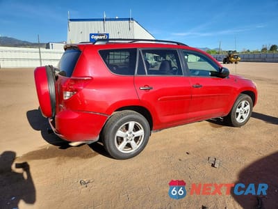 Trzecie zdjęcie samochodu z tyłu: 2008 TOYOTA RAV4 BASE VIN:JTMBK33V085061133 - miniatura