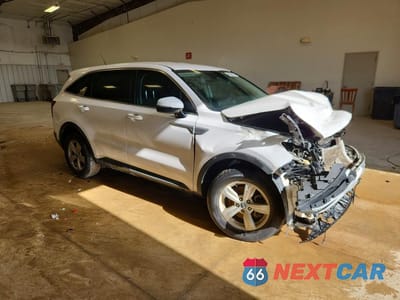Czwarte zdjęcie samochodu z boku: 2021 KIA SORENTO LX VIN:5XYRG4LC3MG052335 - miniatura
