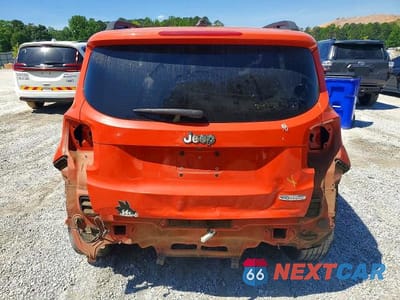 Zdjęcie 6 z 12 samochodu: 2015 JEEP RENEGADE LATITUDE VIN:ZACCJABT4FPC00793 - miniatura