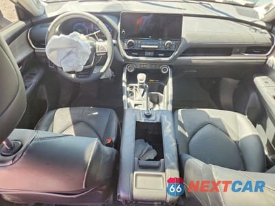 Zdjęcie 8 z 14 samochodu: 2026 TOYOTA GRAND HIGHLANDER PLATINUM VIN:5TDAAAB53TS120456 - miniatura