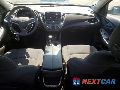 Zdjęcie 8 z 12 samochodu: 2022 CHEVROLET MALIBU LT VIN:1G1ZD5ST8NF118553 - miniatura