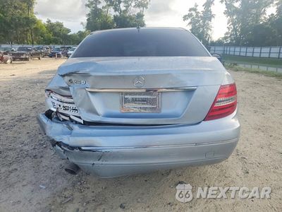 Zdjęcie 6 z 13 samochodu: 2013 MERCEDES-BENZ C 250 VIN:WDDGF4HB6DR264664 - miniatura