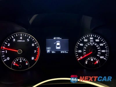 Zdjęcie 9 z 12 samochodu: 2019 KIA OPTIMA LX VIN:5XXGT4L37KG357177 - miniatura