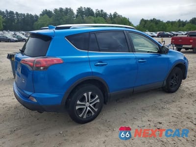 Trzecie zdjęcie samochodu z tyłu: 2016 TOYOTA RAV4 LE VIN:JTMBFREV3GJ065154 - miniatura