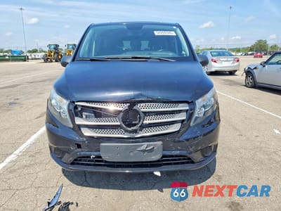 Piąte zdjęcie samochodu w środku: 2019 MERCEDES-BENZ METRIS VIN:WD4PG2EE4K3510885 - miniatura