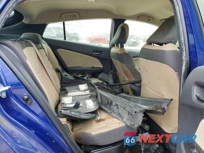 Zdjęcie 10 z 13 samochodu: 2016 TOYOTA PRIUS TWO VIN:JTDKBRFUXG3528736 - miniatura