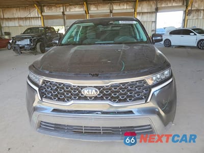 Piąte zdjęcie samochodu w środku: 2021 KIA SORENTO LX VIN:5XYRG4LC6MG064804 - miniatura