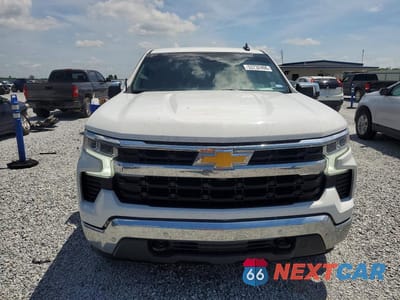 Piąte zdjęcie samochodu w środku: 2026 CHEVROLET SILVERADO K1500 LT VIN:2GCUKDED5T1107813 - miniatura