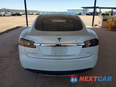 Zdjęcie 6 z 13 samochodu: 2016 TESLA MODEL S VIN:5YJSA1E29GF128870 - miniatura
