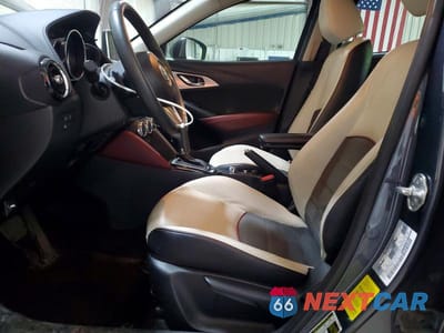 Zdjęcie 7 z 13 samochodu: 2017 MAZDA CX-3 GRAND TOURING VIN:JM1DKFD72H0147227 - miniatura