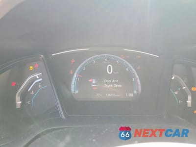 Zdjęcie 9 z 12 samochodu: 2019 HONDA CIVIC LX VIN:19XFC2F64KE003812 - miniatura