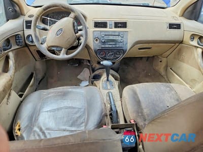 Zdjęcie 8 z 12 samochodu: 2005 FORD FOCUS ZX4 VIN:1FAFP34N95W117390 - miniatura