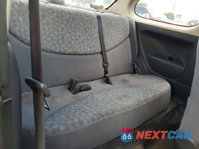 Zdjęcie 10 z 12 samochodu: 2001 TOYOTA ECHO BASE VIN:JTDAT123110100876 - miniatura