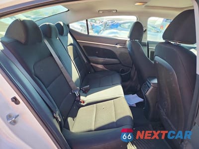 Zdjęcie 10 z 12 samochodu: 2019 HYUNDAI ELANTRA VALUE EDITION VIN:5NPD84LF3KH458851 - miniatura