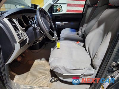 Zdjęcie 7 z 12 samochodu: 2007 TOYOTA TUNDRA DOUBLE CAB SR5 VIN:5TBBV54127S490919 - miniatura