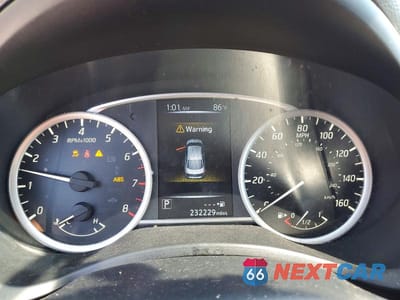 Zdjęcie 9 z 12 samochodu: 2016 NISSAN SENTRA SV VIN:3N1AB7AP8GY285651 - miniatura