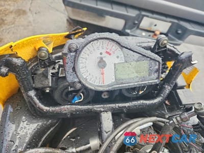 Zdjęcie 7 z 8 samochodu: 2002 SUZUKI GSX-R750 VIN:JS1GR7HA122104458 - miniatura