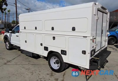 Czwarte zdjęcie samochodu z boku: 2024 FORD F450 SUPER DUTY VIN:1FDUF4HN1RDA14367 - miniatura