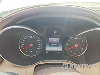 Zdjęcie 9 z 12 samochodu: 2015 MERCEDES-BENZ C 300 4MATIC VIN:55SWF4KB9FU009237 - miniatura