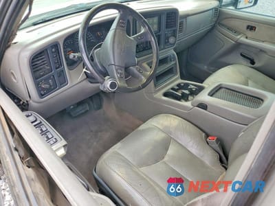 Zdjęcie 8 z 12 samochodu: 2003 CHEVROLET SILVERADO K1500 HEAVY DUTY VIN:1GCGK13U93F229629 - miniatura