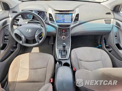 Zdjęcie 8 z 12 samochodu: 2015 HYUNDAI ELANTRA SE VIN:5NPDH4AE6FH622593 - miniatura
