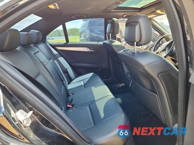 Zdjęcie 10 z 12 samochodu: 2009 MERCEDES-BENZ C 300 4MATIC VIN:WDDGF81X69F213350 - miniatura