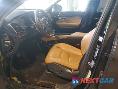 Zdjęcie 7 z 13 samochodu: 2016 VOLVO XC90 T6 VIN:YV4A22PK7G1085664 - miniatura