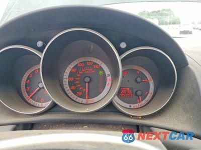 Zdjęcie 9 z 12 samochodu: 2006 MAZDA 3 HATCHBACK VIN:JM1BK143461433529 - miniatura