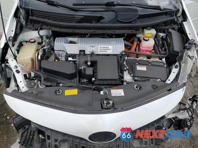 Zdjęcie 11 z 12 samochodu: 2015 TOYOTA PRIUS V THREE VIN:JTDZN3EU0FJ026302 - miniatura