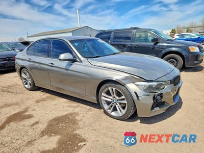 Czwarte zdjęcie samochodu z boku: 2016 BMW 320 XI VIN:WBA8A3C56GK552123 - miniatura