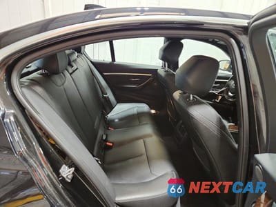 Zdjęcie 10 z 12 samochodu: 2018 BMW 330 XI VIN:WBA8D9C51JA615118 - miniatura