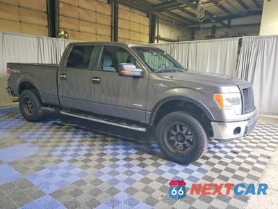 Czwarte zdjęcie samochodu z boku: 2013 FORD F150 SUPERCREW VIN:1FTFW1ET4DKD96882 - miniatura