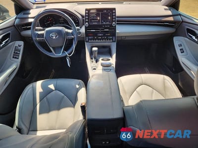 Zdjęcie 8 z 13 samochodu: 2020 TOYOTA AVALON XLE VIN:4T1AZ1FB4LU046108 - miniatura