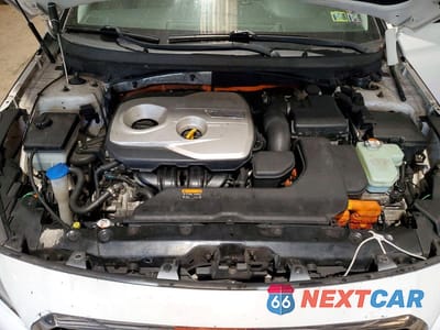 Zdjęcie 11 z 12 samochodu: 2016 HYUNDAI SONATA HYBRID SE VIN:KMHE24L11GA025226 - miniatura