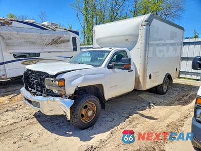 2018 CHEVROLET SILVERADO K3500 1GB3KYCG2JF115653 - główne zdjęcie licytacji z USA - miniatura