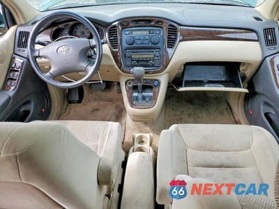Zdjęcie 8 z 13 samochodu: 2001 TOYOTA HIGHLANDER VIN:JTEHF21A310030272 - miniatura