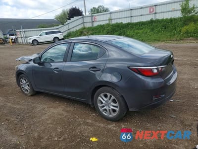 Drugie zdjęcie samochodu z przodu: 2017 TOYOTA YARIS IA BASE VIN:3MYDLBYV4HY174242 - miniatura