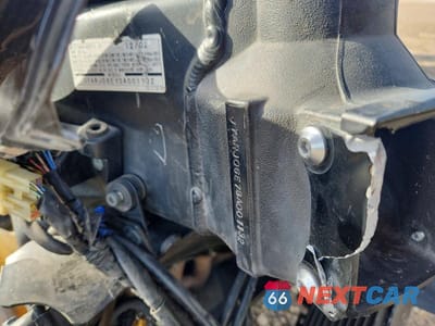 Zdjęcie 8 z 8 samochodu: 2003 YAMAHA YZFR6 L VIN:JYARJ06E73A001132 - miniatura