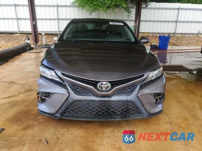 Piąte zdjęcie samochodu w środku: 2020 TOYOTA CAMRY SE VIN:4T1G11AK5LU894474 - miniatura
