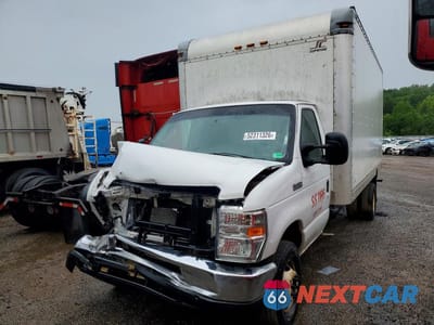 2016 FORD E450 BOX TRUCK 1FDXE4FS3GDC57782 - główne zdjęcie licytacji z USA - miniatura