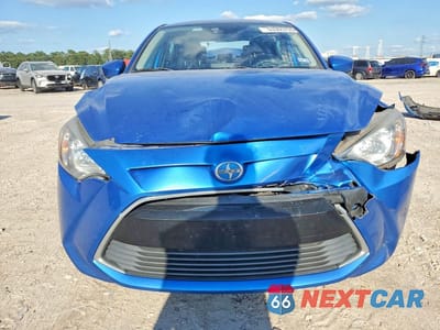 Piąte zdjęcie samochodu w środku: 2016 SCION IA BASE VIN:3MYDLBZV0GY125519 - miniatura