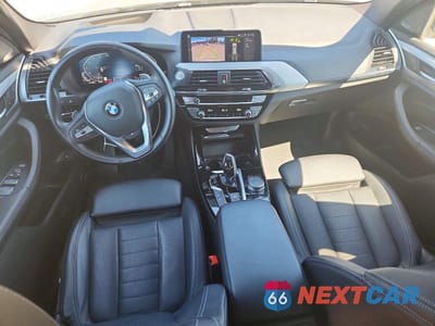Zdjęcie 8 z 13 samochodu: 2021 BMW X3 XDRIVE30E VIN:5UXTS1C08M9F53930 - miniatura
