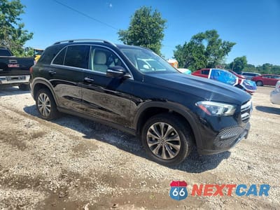 Czwarte zdjęcie samochodu z boku: 2020 MERCEDES-BENZ GLE 350 4MATIC VIN:4JGFB4KB1LA109281 - miniatura