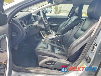 Zdjęcie 7 z 12 samochodu: 2011 VOLVO S60 T6 VIN:YV1902FH2B2007677 - miniatura
