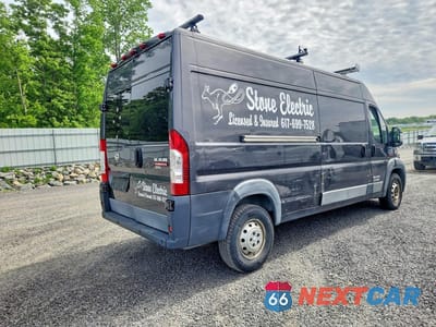 Trzecie zdjęcie samochodu z tyłu: 2016 RAM PROMASTER 2500 DELIVERY VAN VIN:3C6TRVDG3GE110055 - miniatura