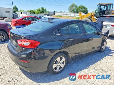 Trzecie zdjęcie samochodu z tyłu: 2017 CHEVROLET CRUZE LS VIN:1G1BC5SM6H7252246 - miniatura