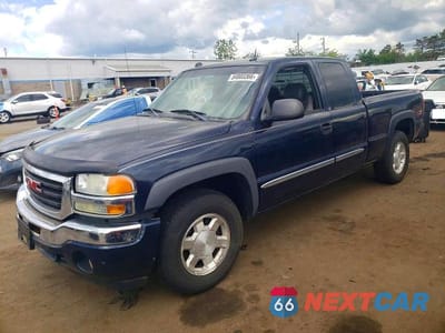2005 GMC NEW SIERRA K1500 2GTEK19B551245995 - główne zdjęcie licytacji z USA - miniatura