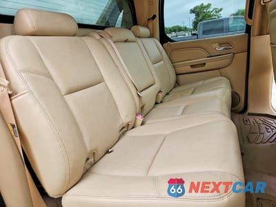 Zdjęcie 10 z 12 samochodu: 2007 CADILLAC ESCALADE EXT VIN:3GYFK62877G156742 - miniatura