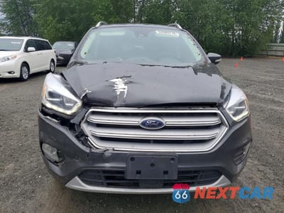 Piąte zdjęcie samochodu w środku: 2019 FORD ESCAPE TITANIUM VIN:1FMCU9J95KUC05484 - miniatura